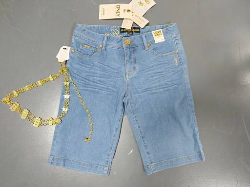 Ladies Light Blue Low Waist Denim Bermuda Shorts With Gold Flower Waist Chain
