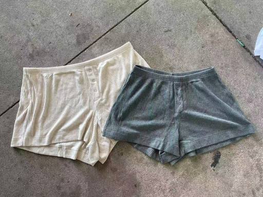 Ladies Knit Shorts