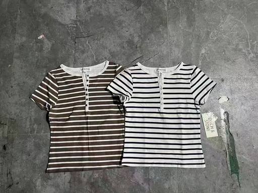 LADY'S TOP